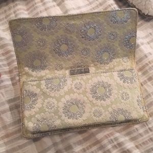 Dressy clutch